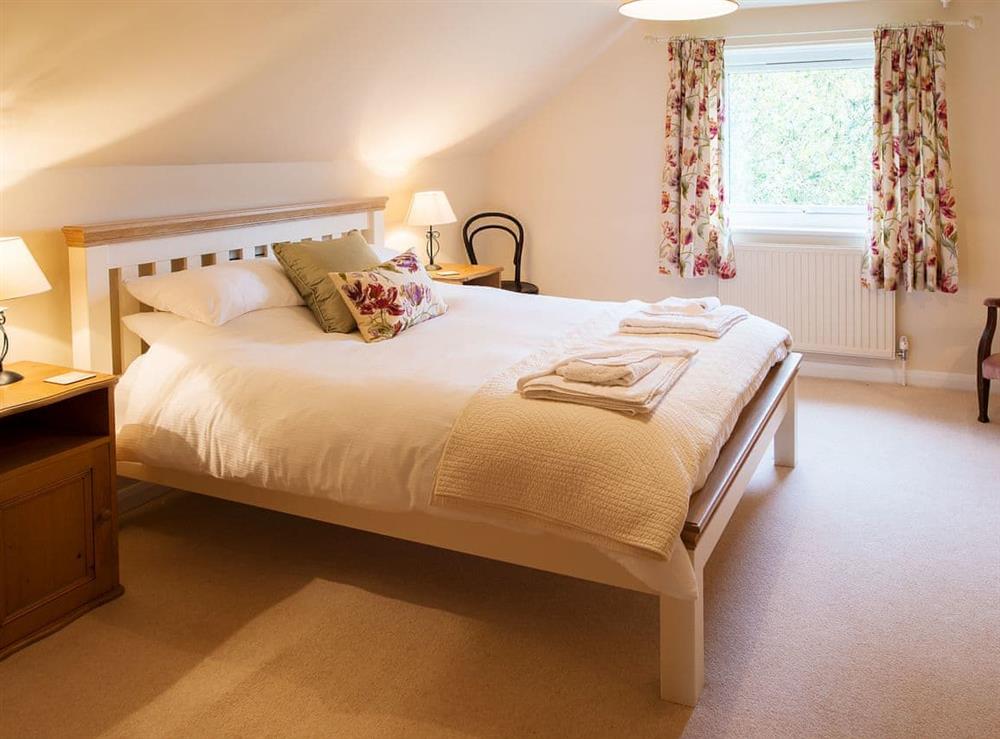 Comfy double bedroom at Lookin How (DELUXE) in Penrith, Cumbria