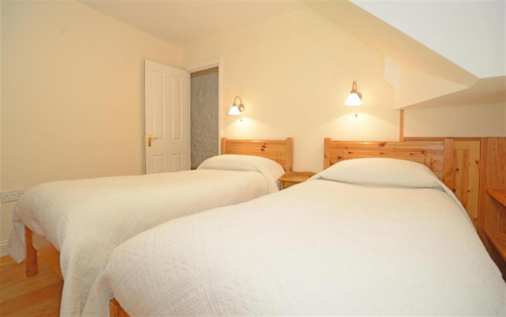 The twin room with 3ft single beds at Looking Glass Cottage in Lyme Regis