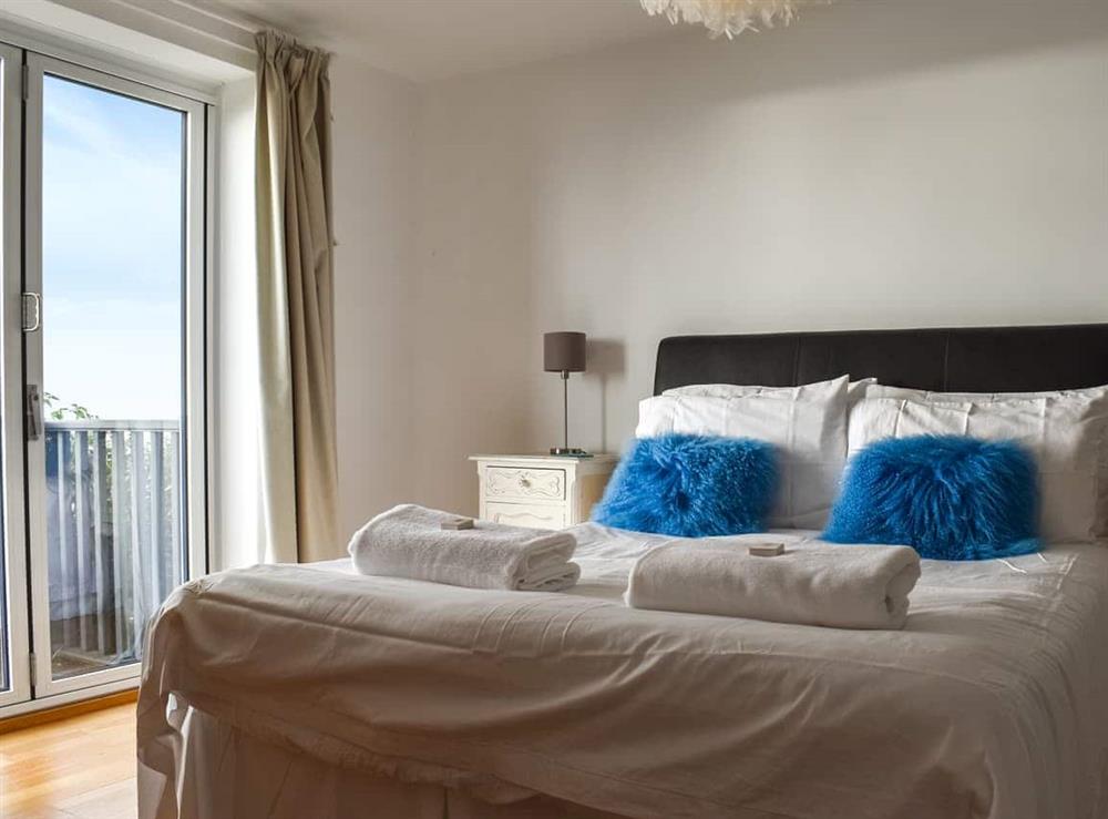 Double bedroom at Lookout in Downderry, Cornwall