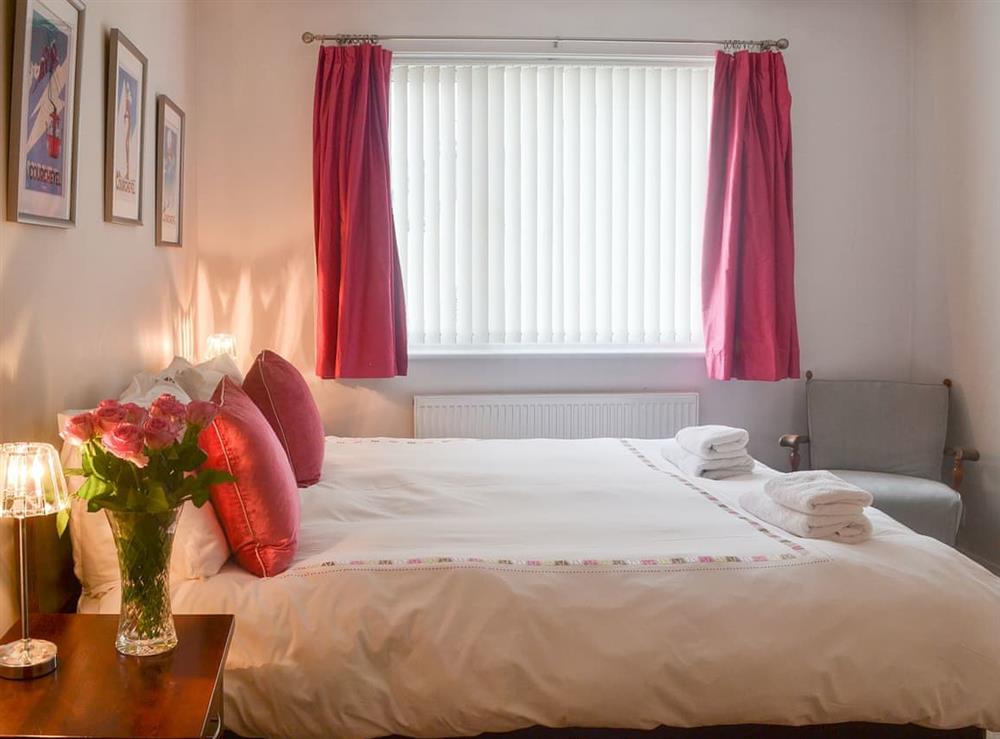 Romantic and inviting double bedroom at Loramore in Aviemore, Highlands, Inverness-Shire