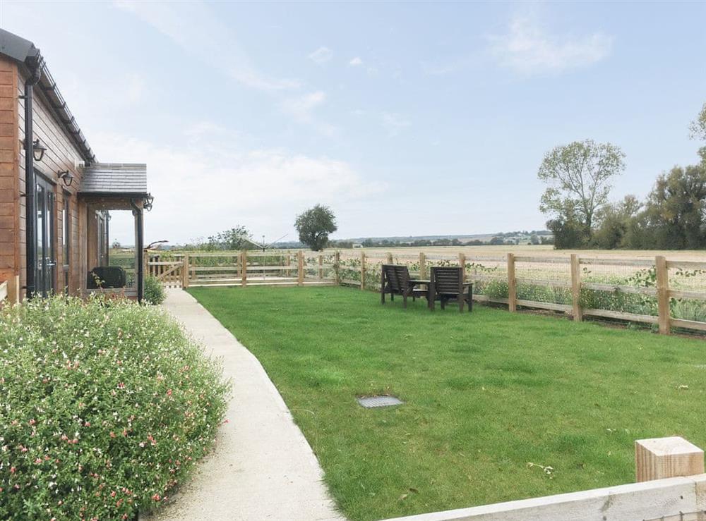 Enclosed dog-proof lawn at Lords View in Ruckinge, near Ashford, Kent