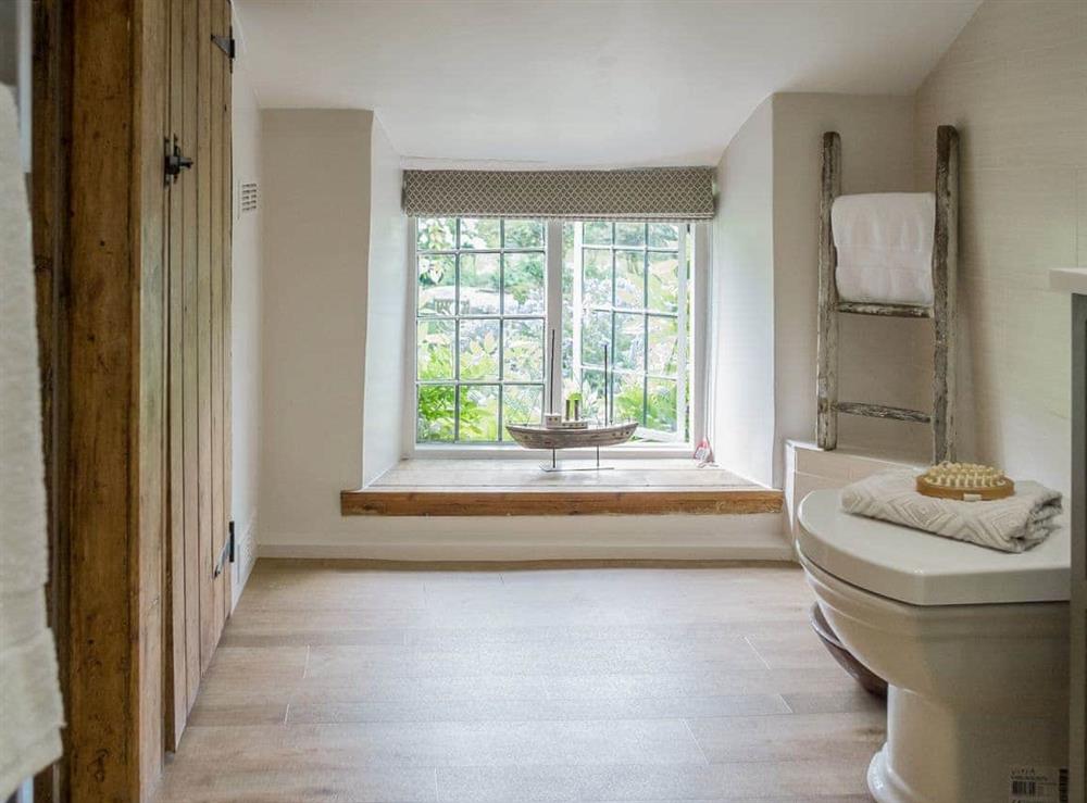Bathroom at Lorien Cottage in Swalcliffe, near Banbury, Oxfordshire