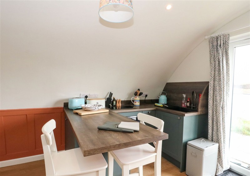 Kitchen at Losal, Cullipool