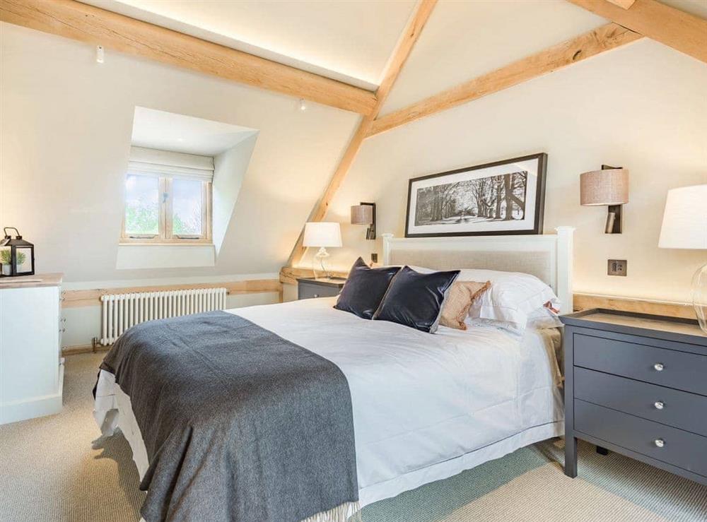 Double bedroom (photo 5) at Lovington Barn in Alresford, Hampshire