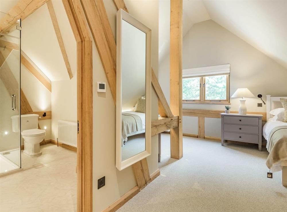 Single bedroom at Lovington Barn in Alresford, Hampshire
