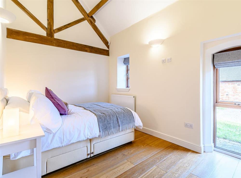Double bedroom (photo 4) at Low Barn in Carlton, Leicestershire