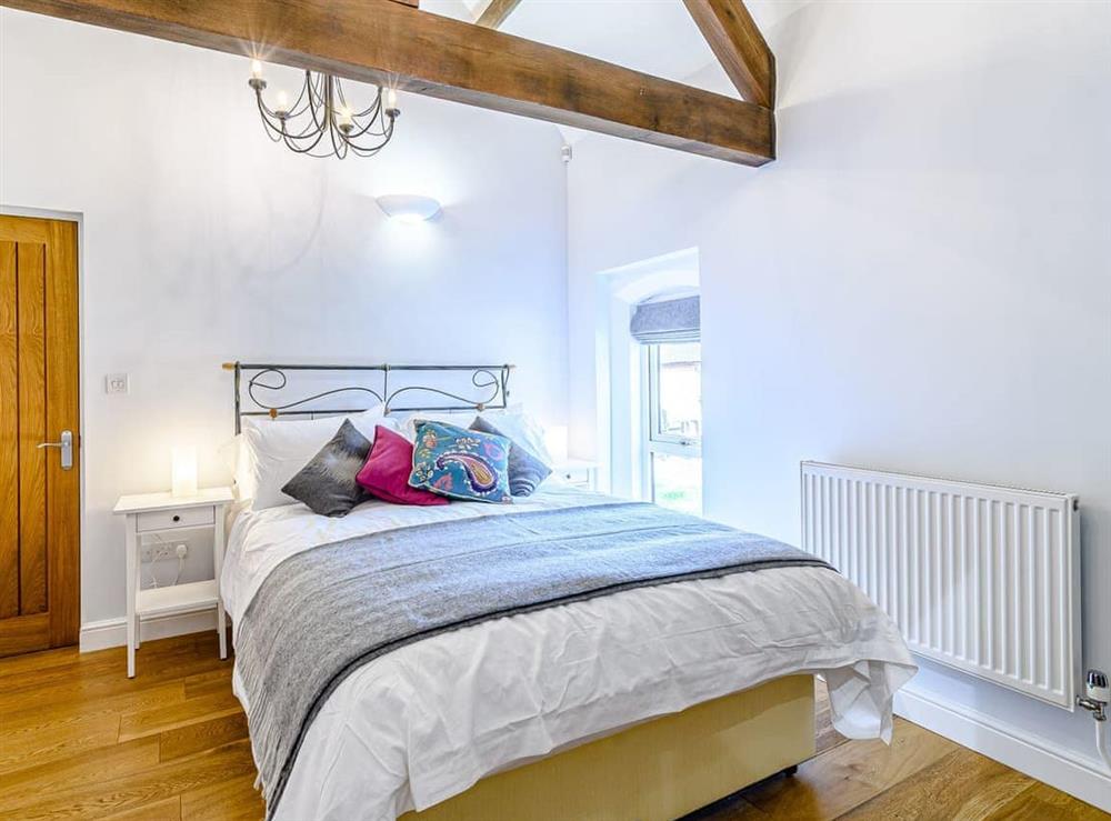 Double bedroom at Low Barn in Carlton, Leicestershire