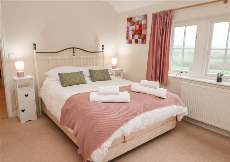 One of the 3 bedrooms (photo 2) at Lower Cowden Farm, Sheldon near Bakewell