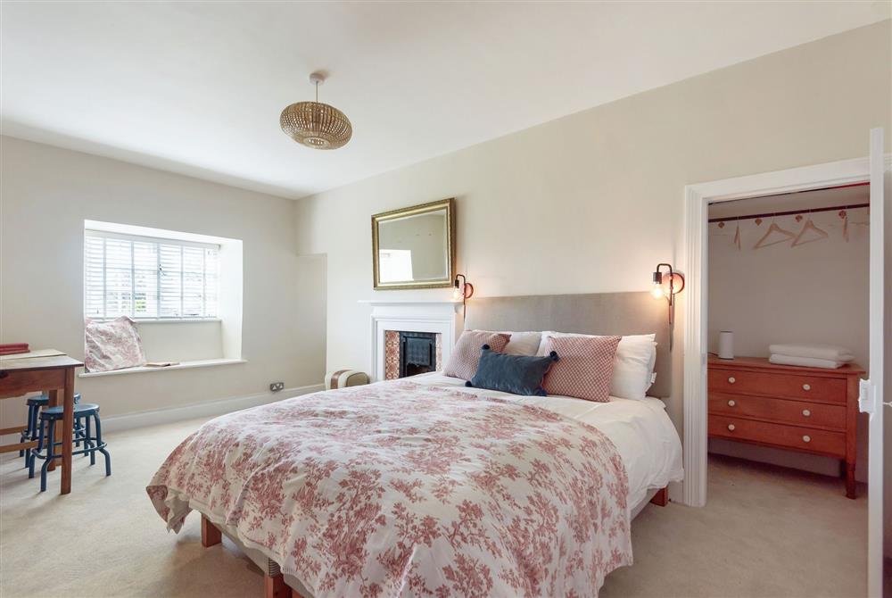 Lower Farm, Dorset: Bedroom one with a 5ft king-size bed with en-suite shower room at Lower Farm, Sherborne