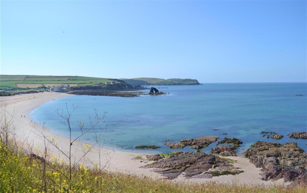 Thurlestone Sands nearby at Lower Goosewell Cottage in Thurlestone