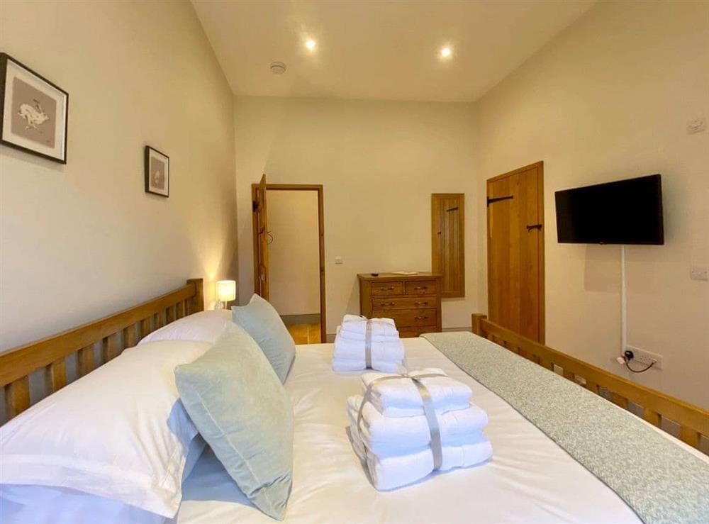 Double bedroom (photo 10) at Tull, 