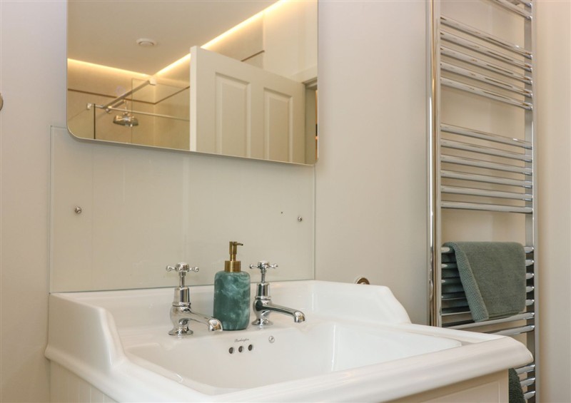 The bathroom at Lower Lodge, near Cupar