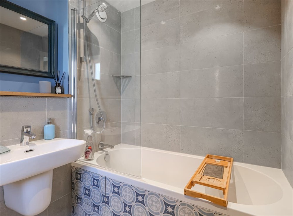 Bathroom (photo 2) at Lower Mount Orchard in Stroud, Gloucestershire