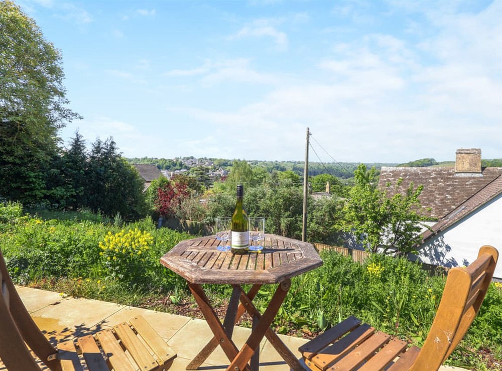 Sitting-out-area (photo 3) at Lower Mount Orchard in Stroud, Gloucestershire