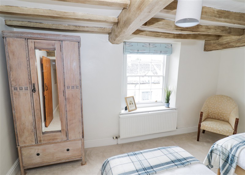 Bedroom (photo 3) at Lower Pack Horse Cottage, Winchcombe