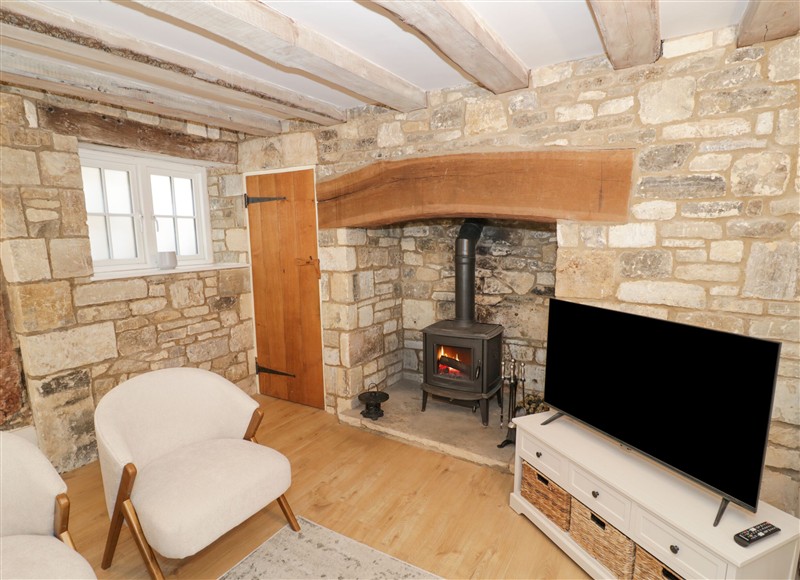 Relax in the living area at Lower Pack Horse Cottage, Winchcombe