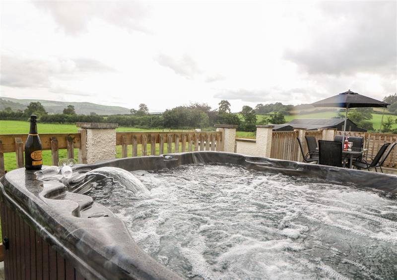 The hot tub at Lower Pentre, Llandrindod Wells