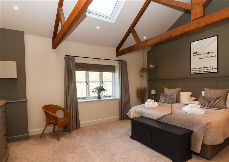 One of the bedrooms (photo 2) at Lower Well Farm House, Stoke Gabriel