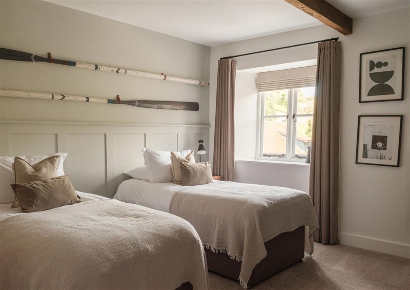 This is a bedroom at Lower Well Farm House, Stoke Gabriel