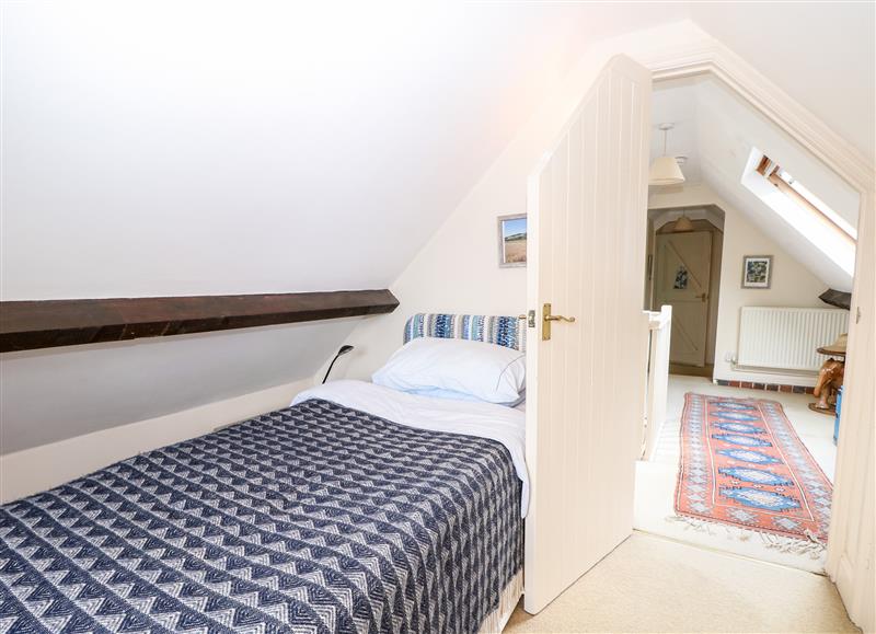 One of the 2 bedrooms at Lower Whiteflood Farm Cottage, Owslebury near Twyford