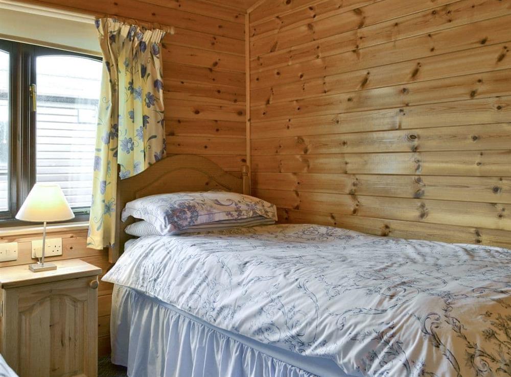 Twin bedroom (photo 2) at Burnside Park, 