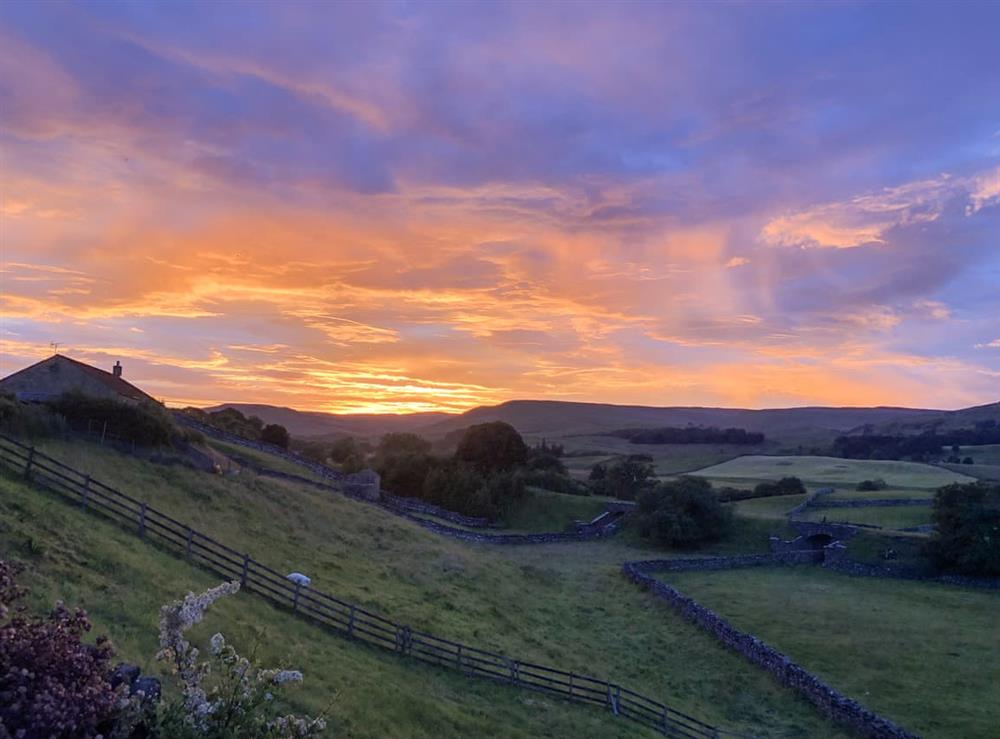 Sunset view at Loxley House in Hawes, North Yorkshire
