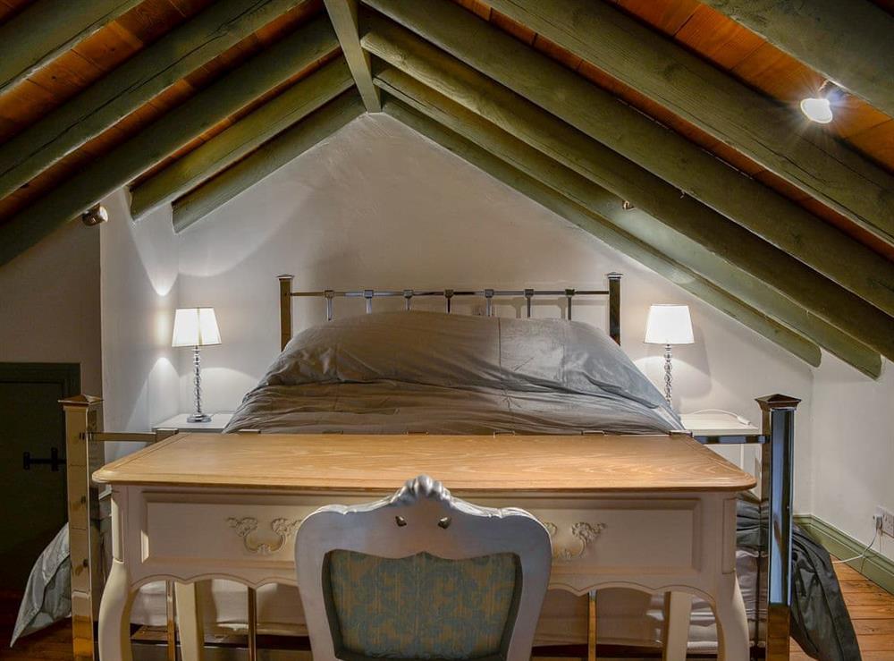 Kingsize double bedroom at Lucys Lodge in Threlkeld, near Keswick, Cumbria