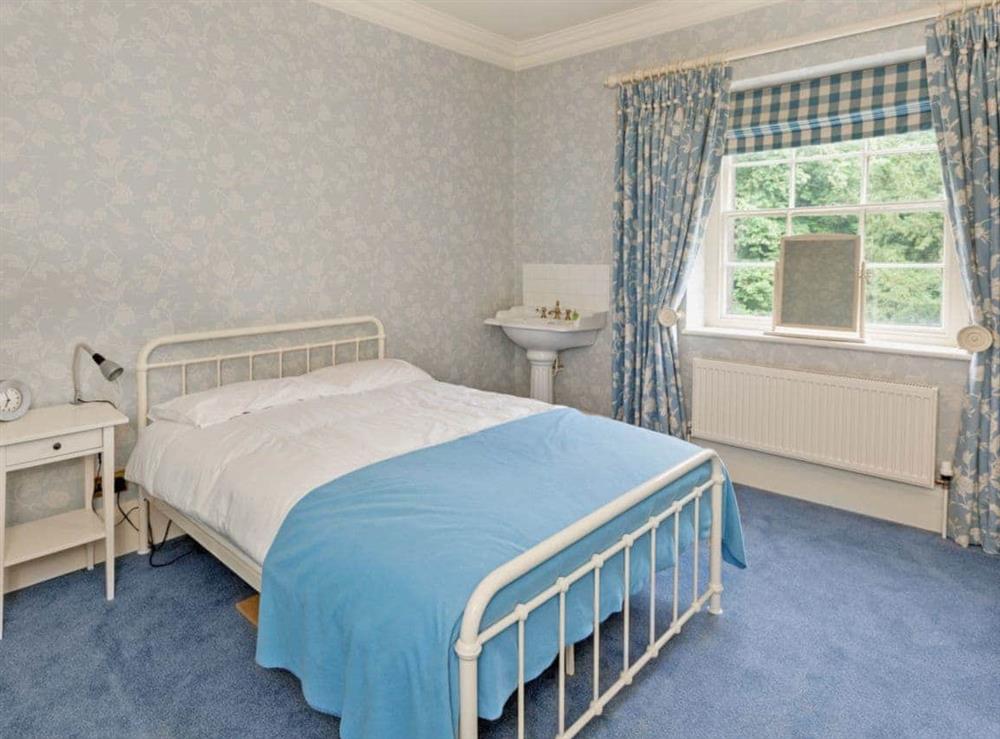 Double bedroom (photo 4) at Lumsdale House in Matlock, Derbyshire