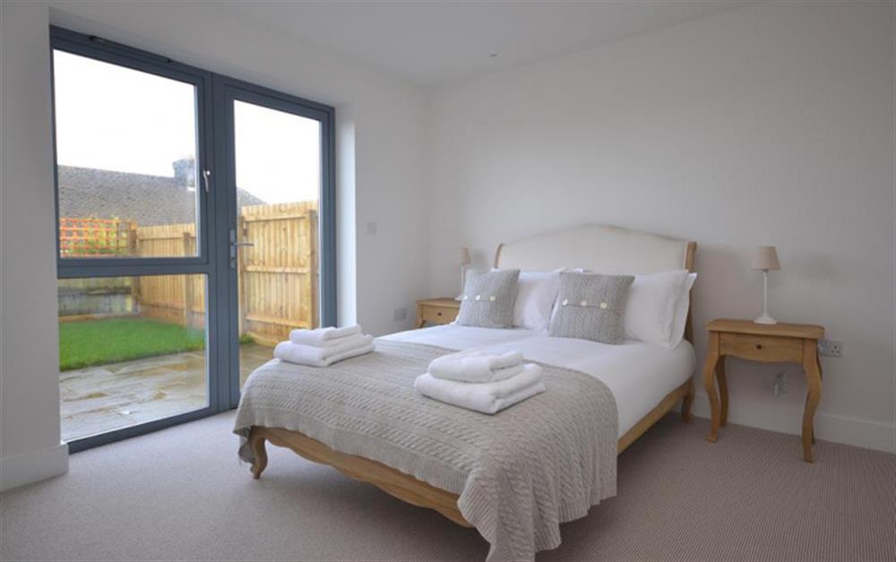 Bedroom 3 with double bed at Lundy in Salcombe