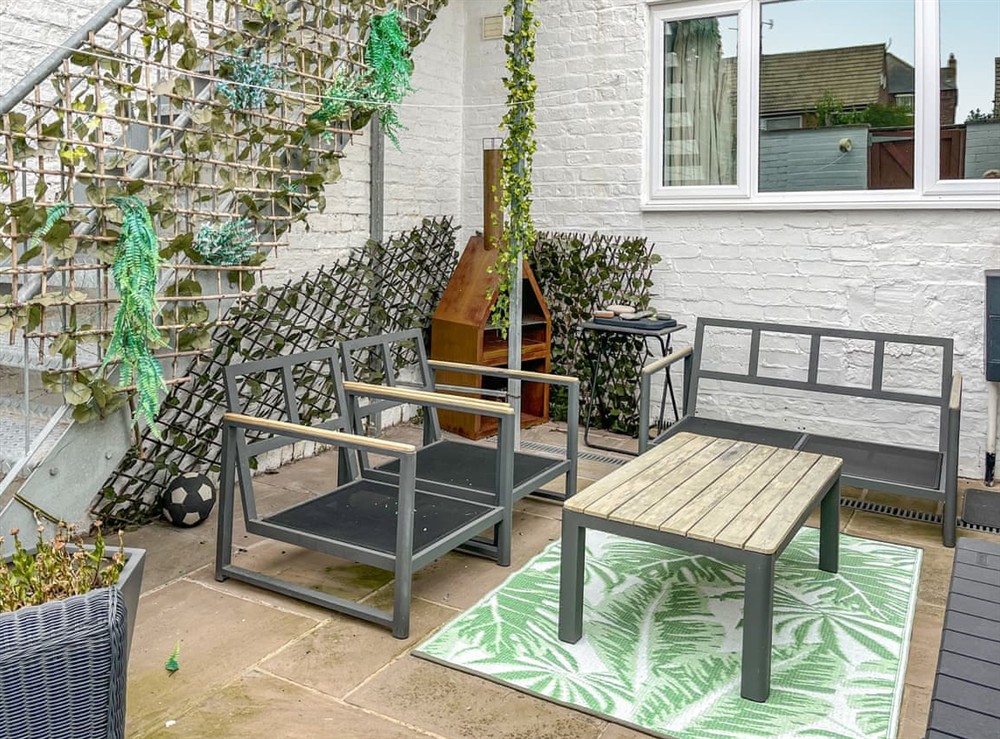 Sitting-out-area