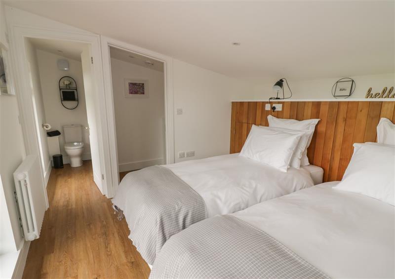 Bedroom at Lunnon Barn, Cutnall Green near Droitwich Spa