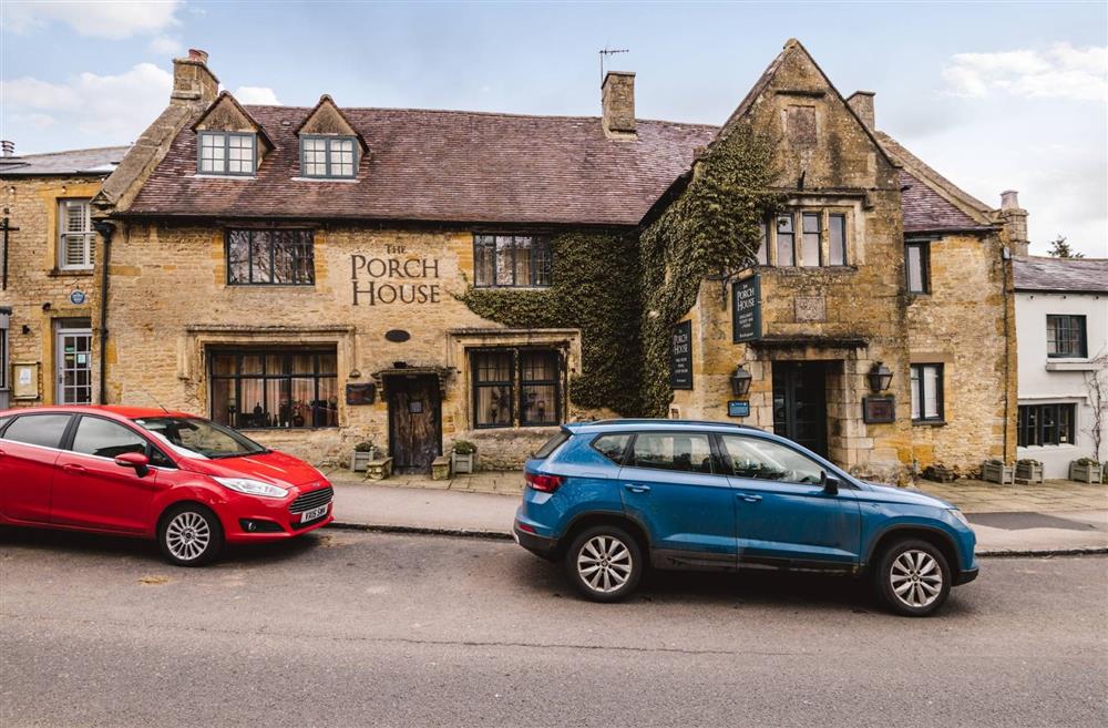 A Cotswolds pub near