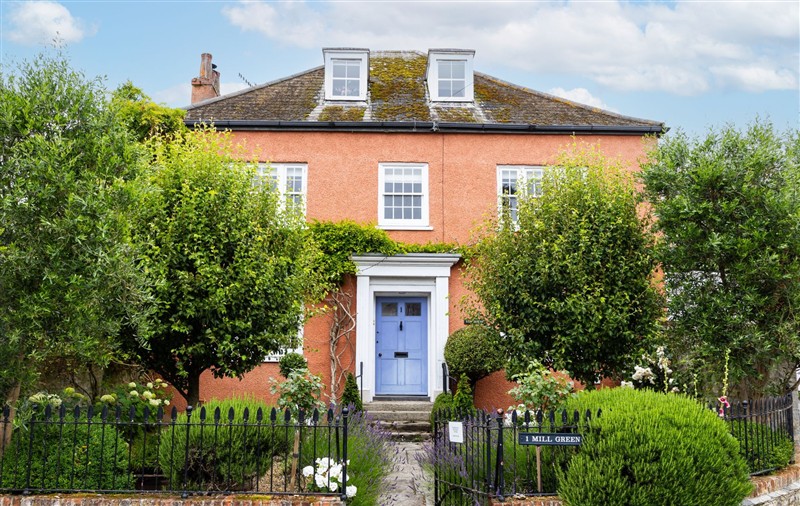 Outside Lym House
