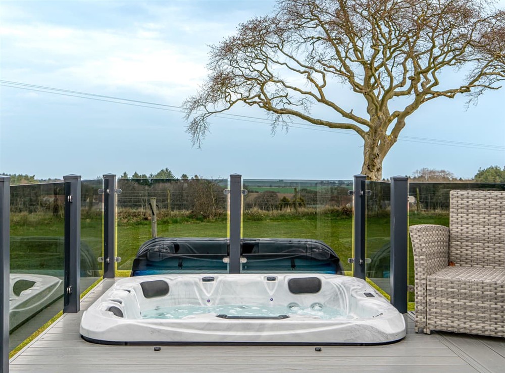 Hot tub at Lyndale 18 in St Andrews, Fife