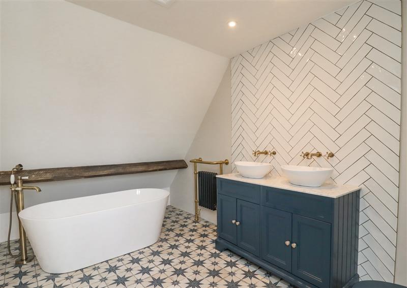 Bathroom (photo 4) at Lynton Cottage, Enstone