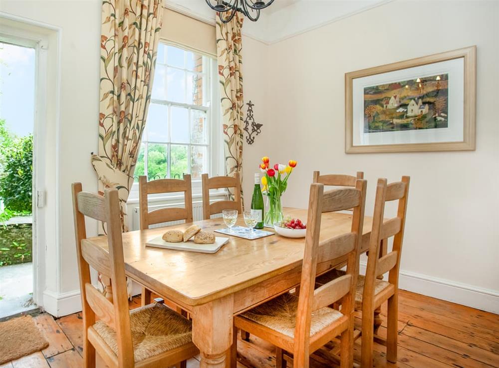 Dining room at Lynwood in Boscastle, Cornwall