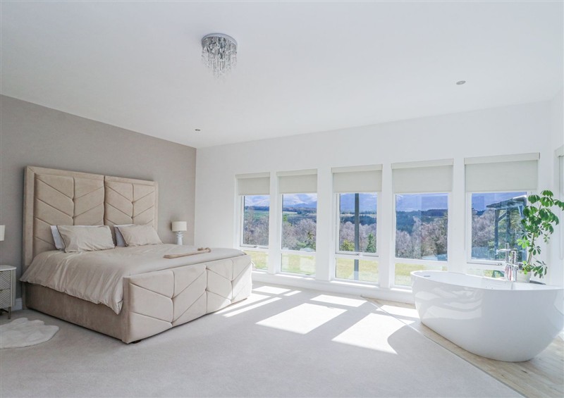 Bedroom at Macgregor Ranch, Achnabobane near Spean Bridge