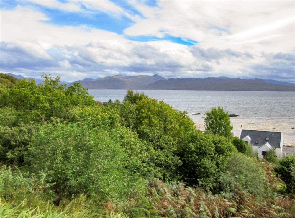 Impressive surrounding area at Macinnisfree Cottage in Saasaig, Teangue, Isle of Skye., Great Britain