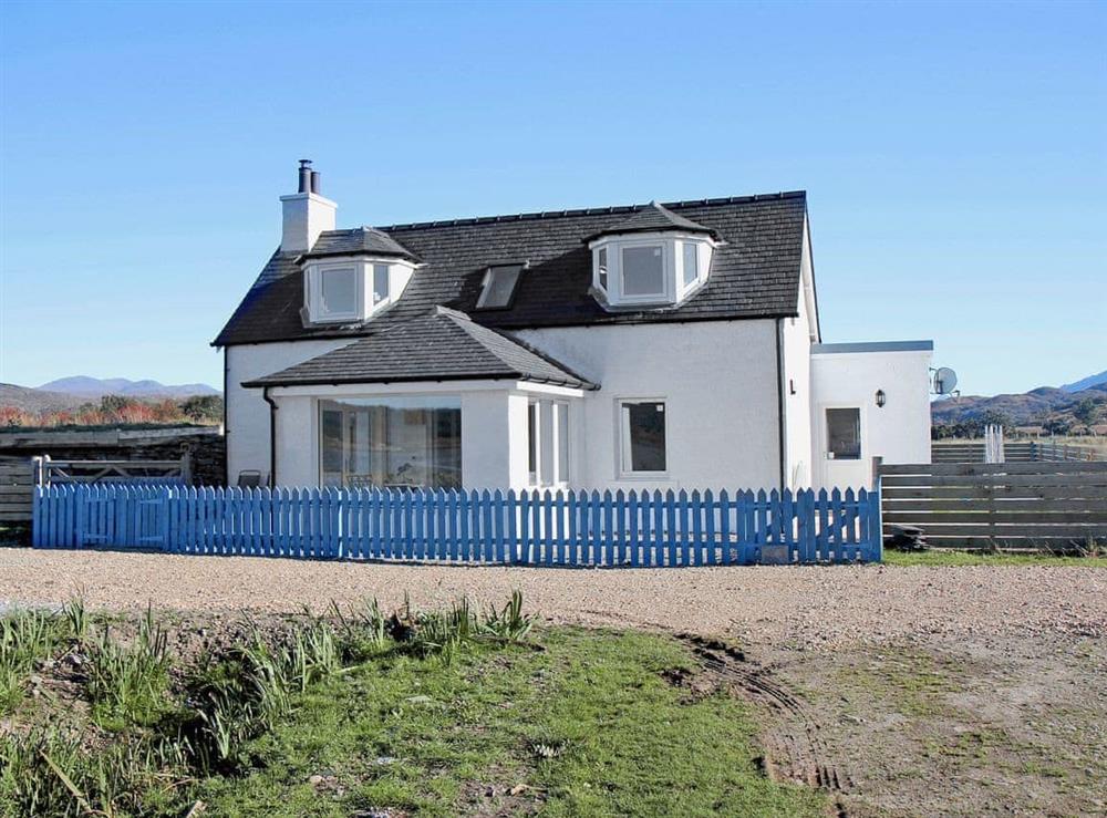 Detached holiday cottage situated in an enviable lochside location at MacNeils Croft in Arivegaig, near Acharacle, Argyll