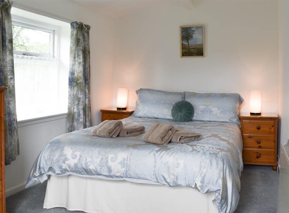 Double bedroom (photo 5) at Madderhay in Lostwithiel, Cornwall