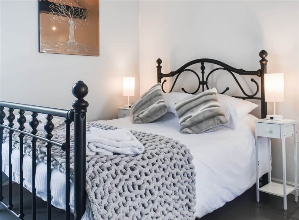 Open plan living space (photo 6) at Madeline Cottage in Clitheroe, Lancashire
