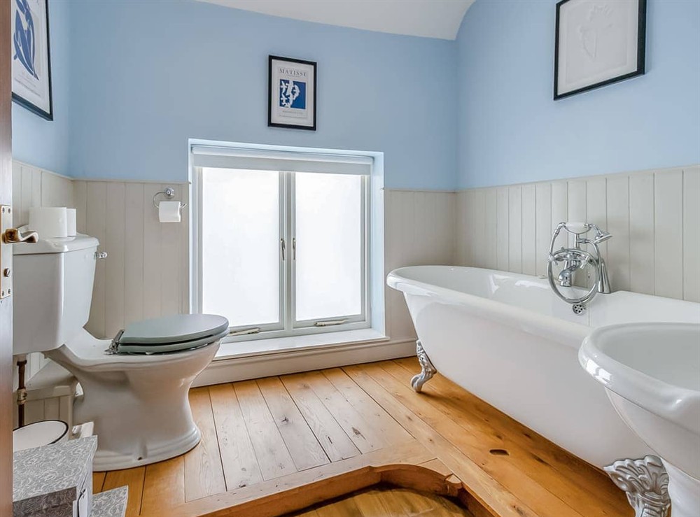 Bathroom at Maes-y-Caer in Brecon, Powys