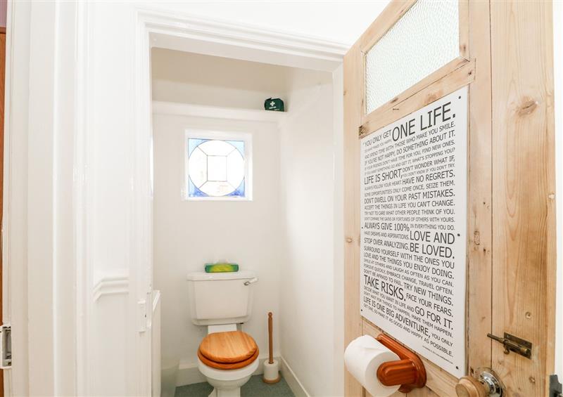 The bathroom at Magdalene House, Louth