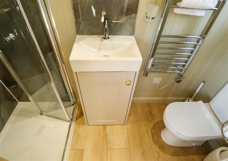 The bathroom at Magnolia, Ashby-cum-Fenby near Waltham