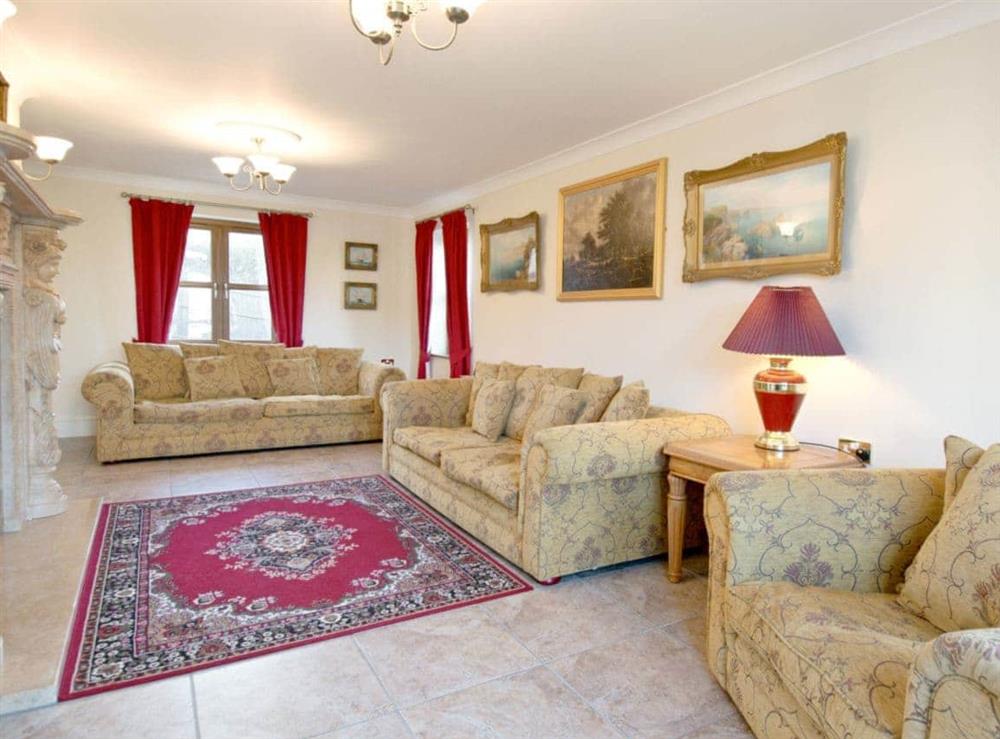 Elegantly furnished living room at Magnolia Cottage in Aberaeron, Dyfed