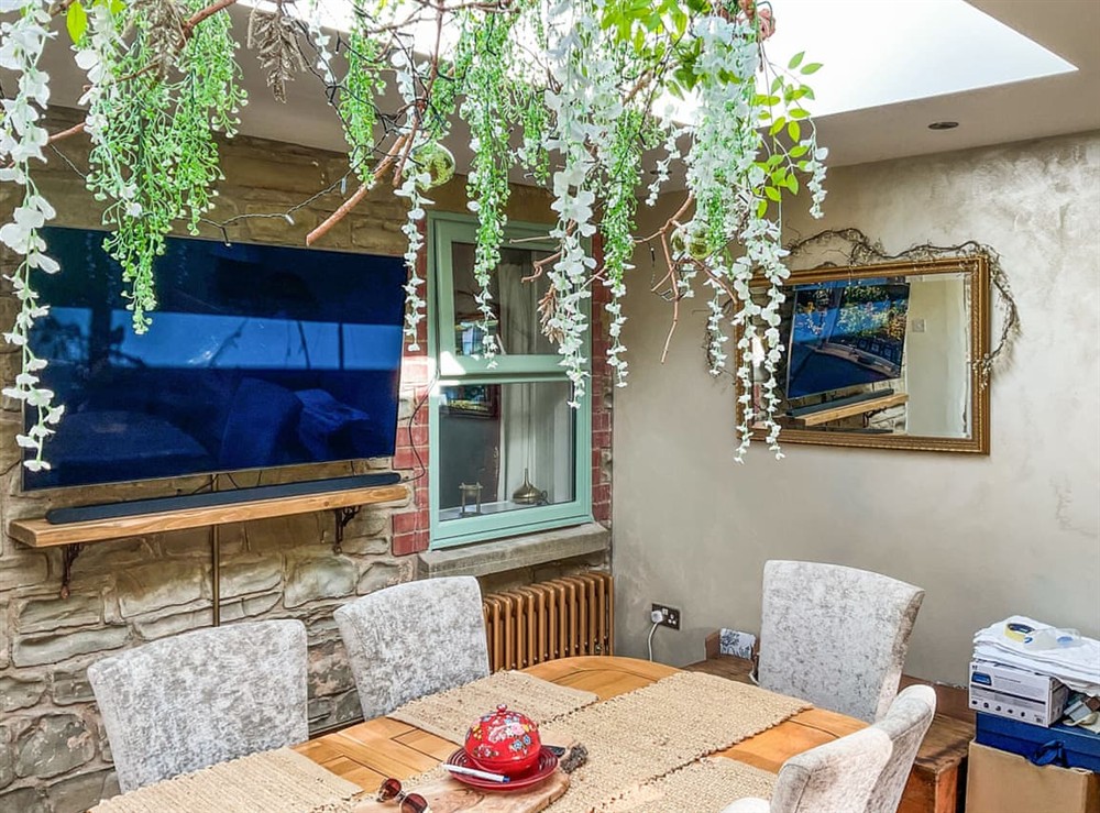 Sun room at Magnolia Cottage in Coleford, Gloucestershire