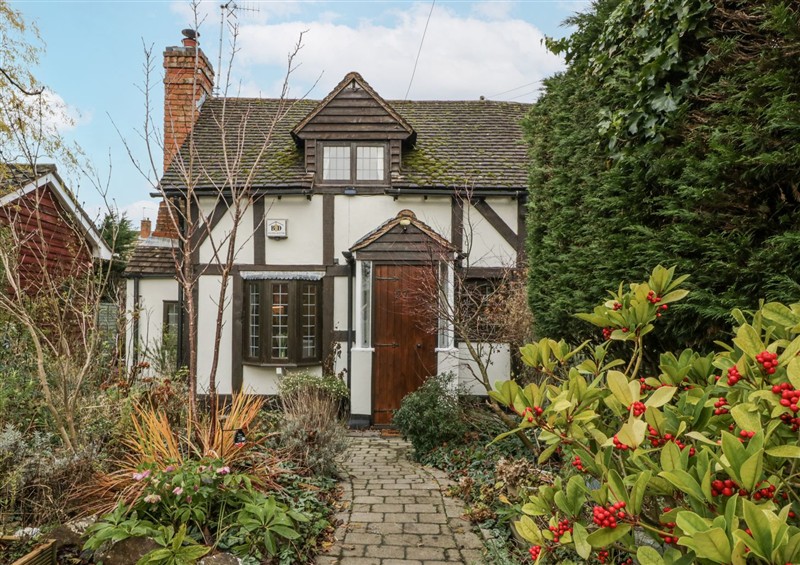 Outside Magpie Cottage at Magpie Cottage, Powick near Callow End