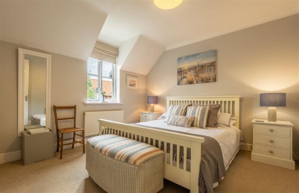 First floor: Lovely master bedroom  at Mahonia Cottage, Burnham Market near Kings Lynn