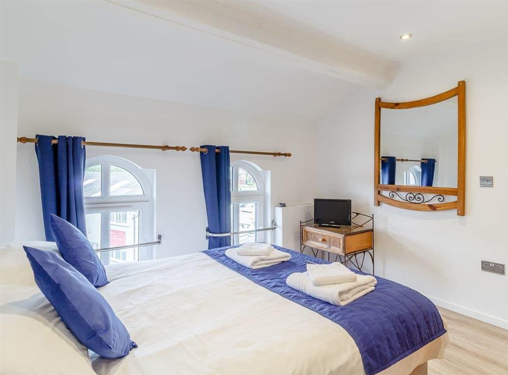 Double bedroom (photo 4) at Main Sail in Wroxham, Norfolk