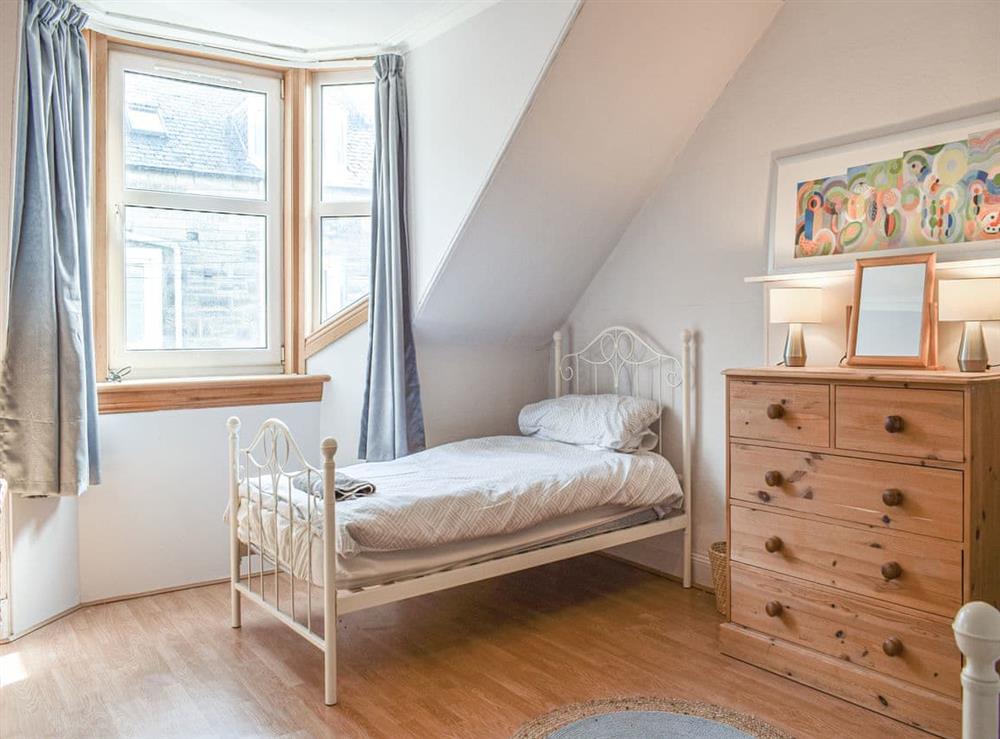 Twin bedroom at Maisie Cottage in Fife, Anstruther, Scotland